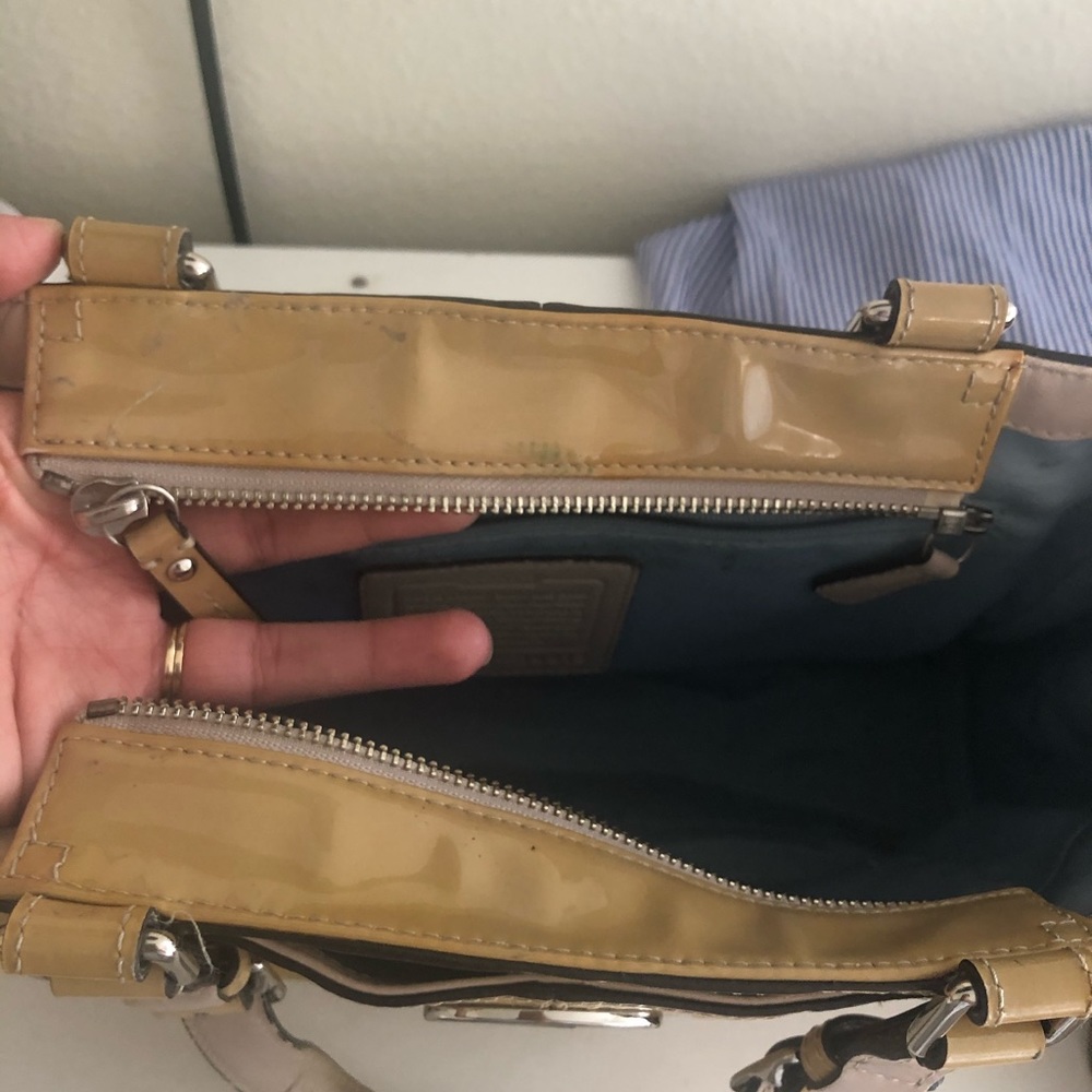 Coach hand bag purse - Picture 10 of 13